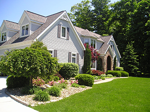 Landscapers and Lawncare Services in Loretto, TN
